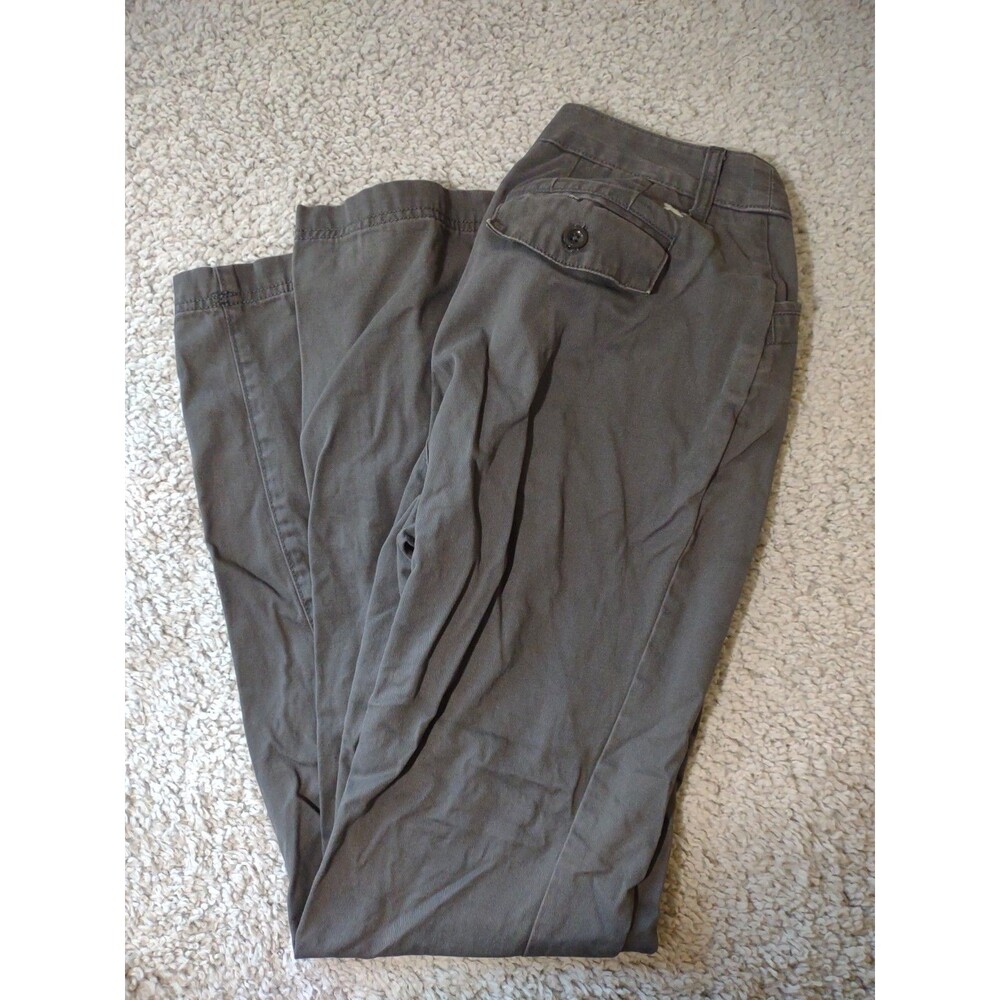 Eddie Bauer Size 2 Women’s Legend Wash 100% Cotton Curvy Straight Grey